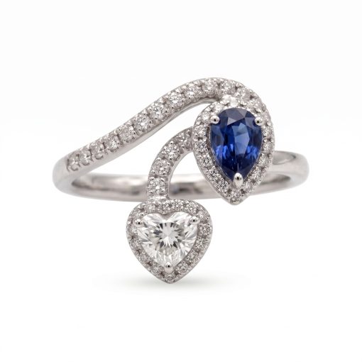 Anello in Oro con Diamante a Cuore e Zaffiro