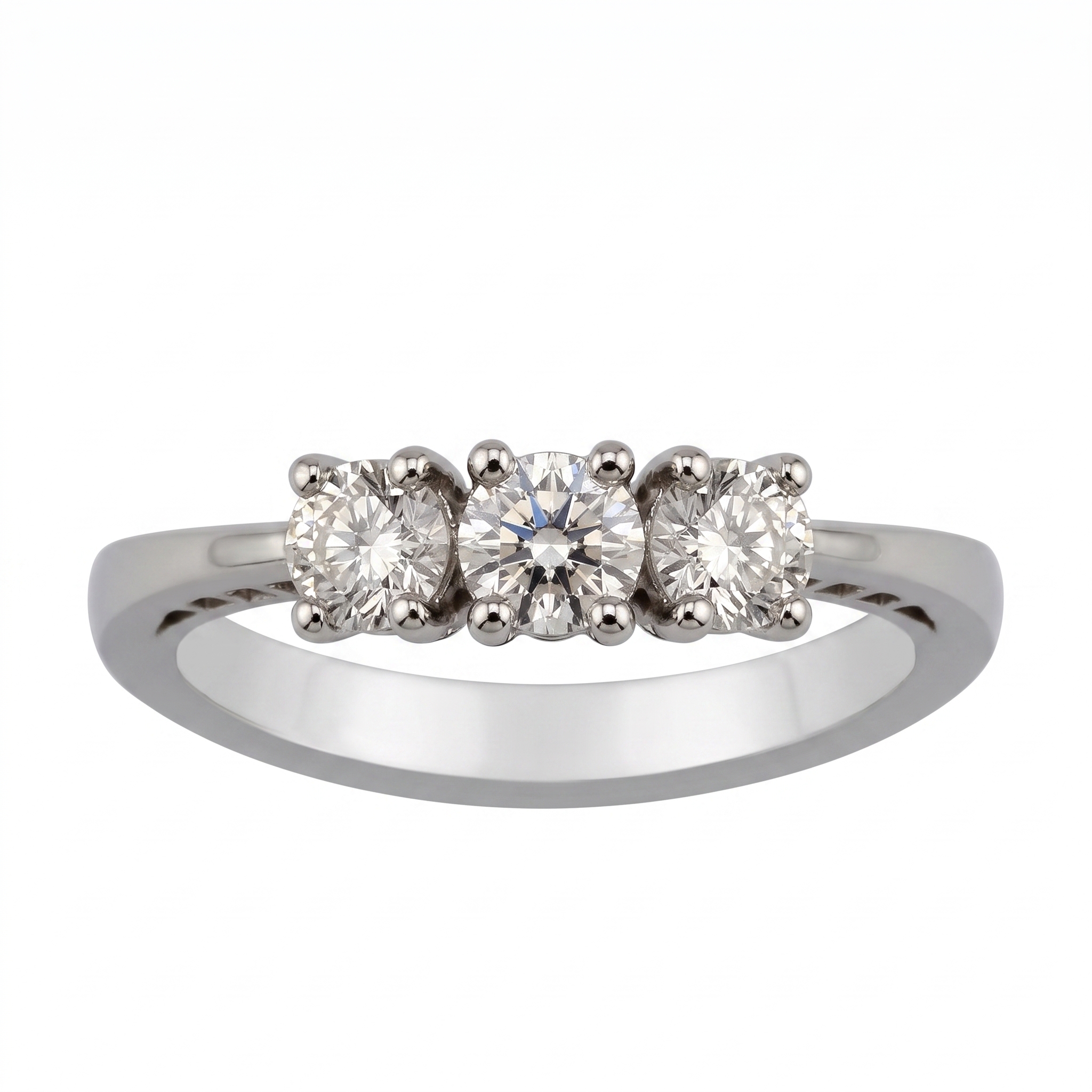 White_gold_ring_with_diamonds_202608211525-2