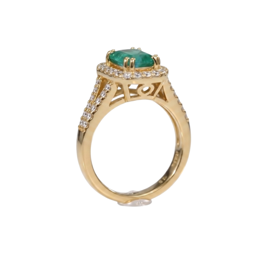 Anello in oro giallo con Smeraldo Naturale 0.72 ct.